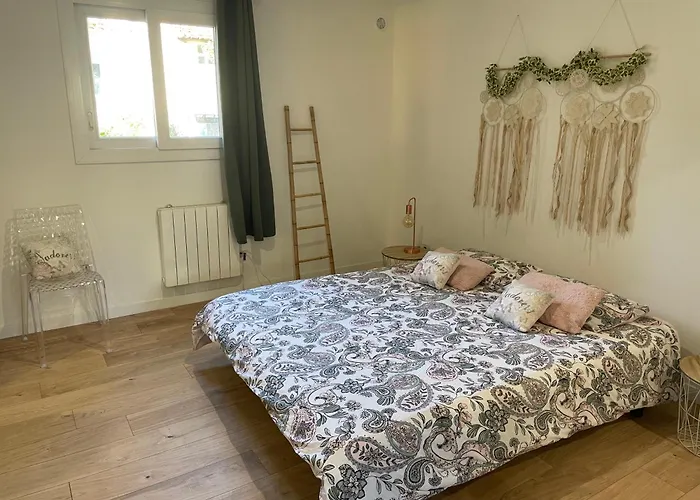 Joli Rez De Jardin 4 Pieces A Cagnes Sur Mer