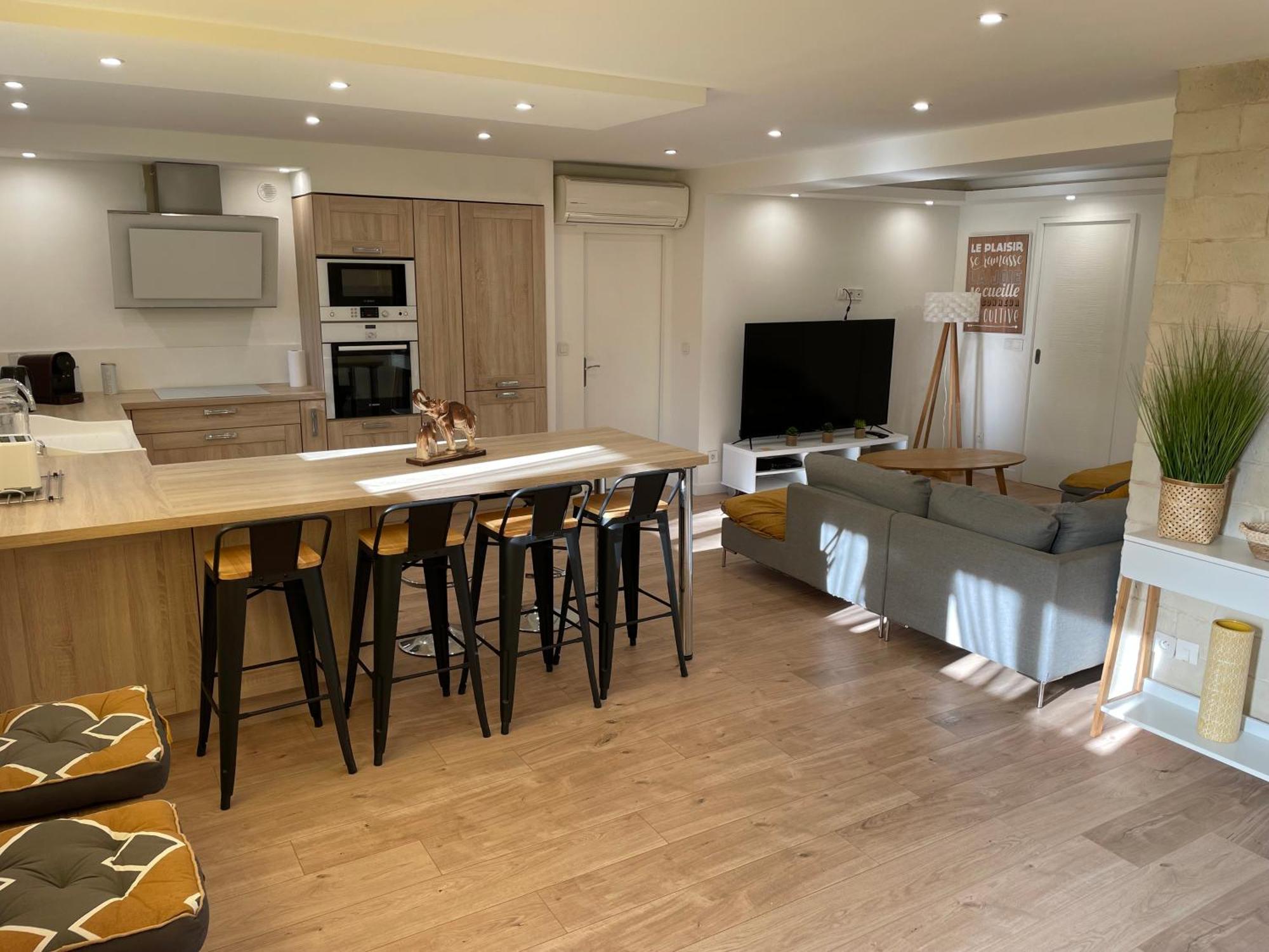 Joli Rez De Jardin 4 Pieces A Sur Apartamento